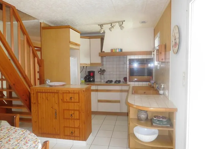 Casa vacanze Maison spacieuse 9 pers, proche plage, jardin, animaux acceptés sur demande - FR-1-476-201