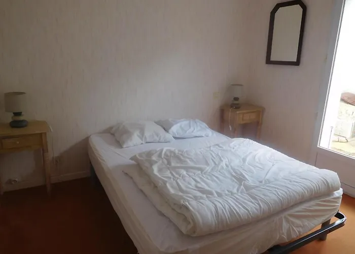 Maison spacieuse 9 pers, proche plage, jardin, animaux acceptés sur demande - FR-1-476-201 * La Faute-sur-Mer